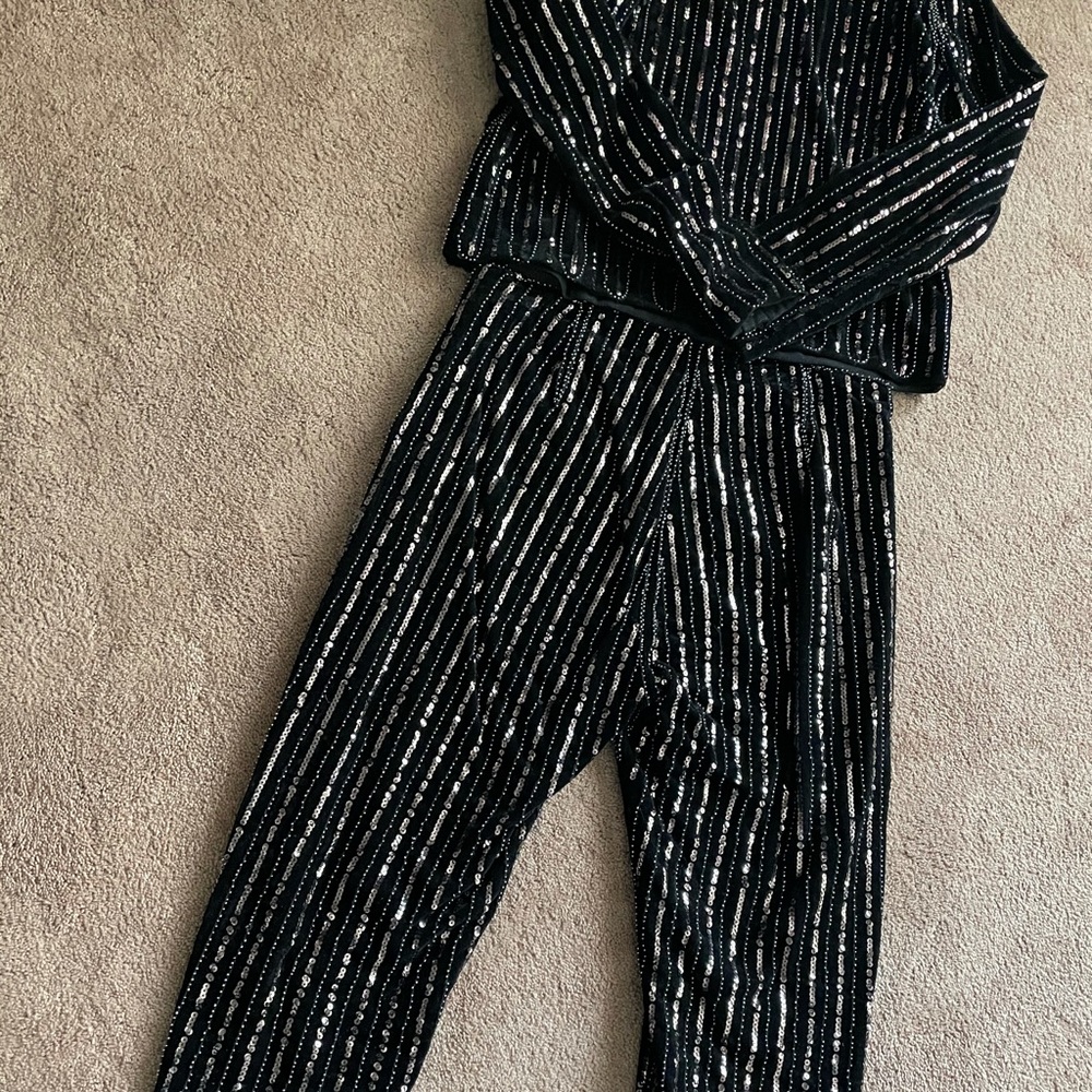 Two piece  velvet and sequins pant and shi…